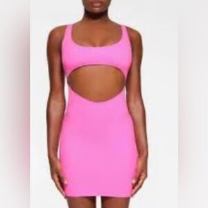 SKIMS Swim Cut Out Tank Dress Size Large Color Taffy